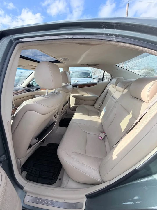 2005 Lexus ES 4th Gen - Image 17 of 17