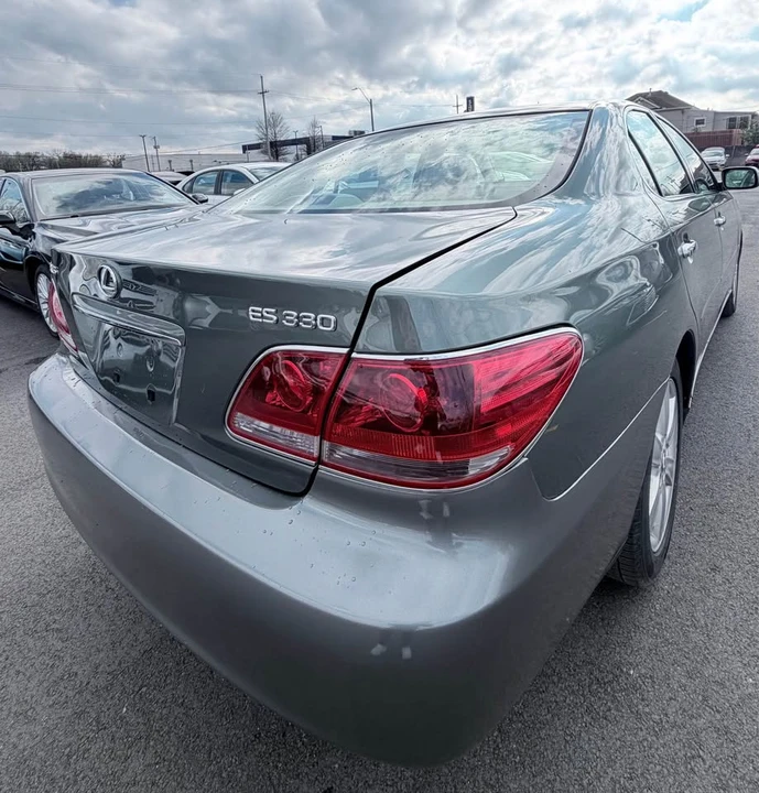 2005 Lexus ES 4th Gen - Image 6 of 17