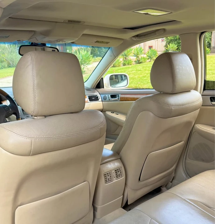2005 Lexus ES 4th Gen - Image 12 of 17