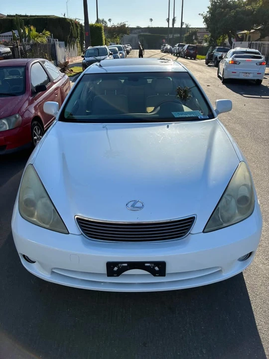 2005 Lexus ES 4th Gen - Image 6 of 11
