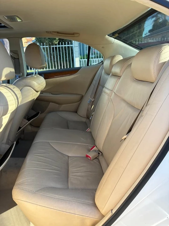 2005 Lexus ES 4th Gen - Image 11 of 11