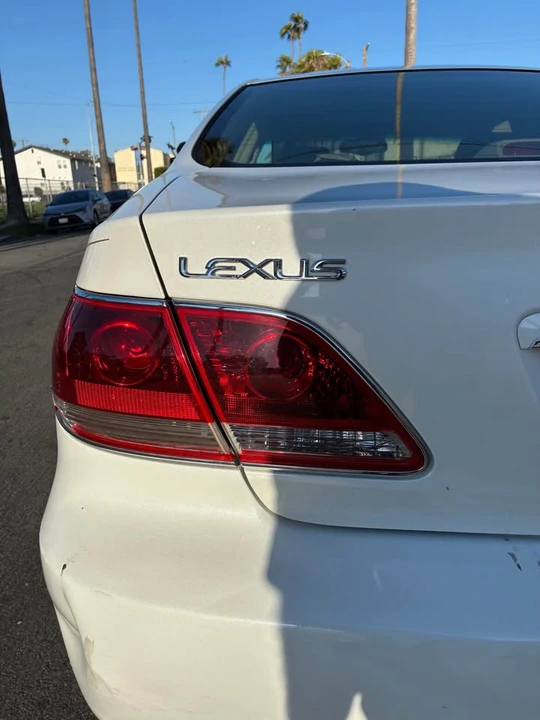 2005 Lexus ES 4th Gen - Image 4 of 11