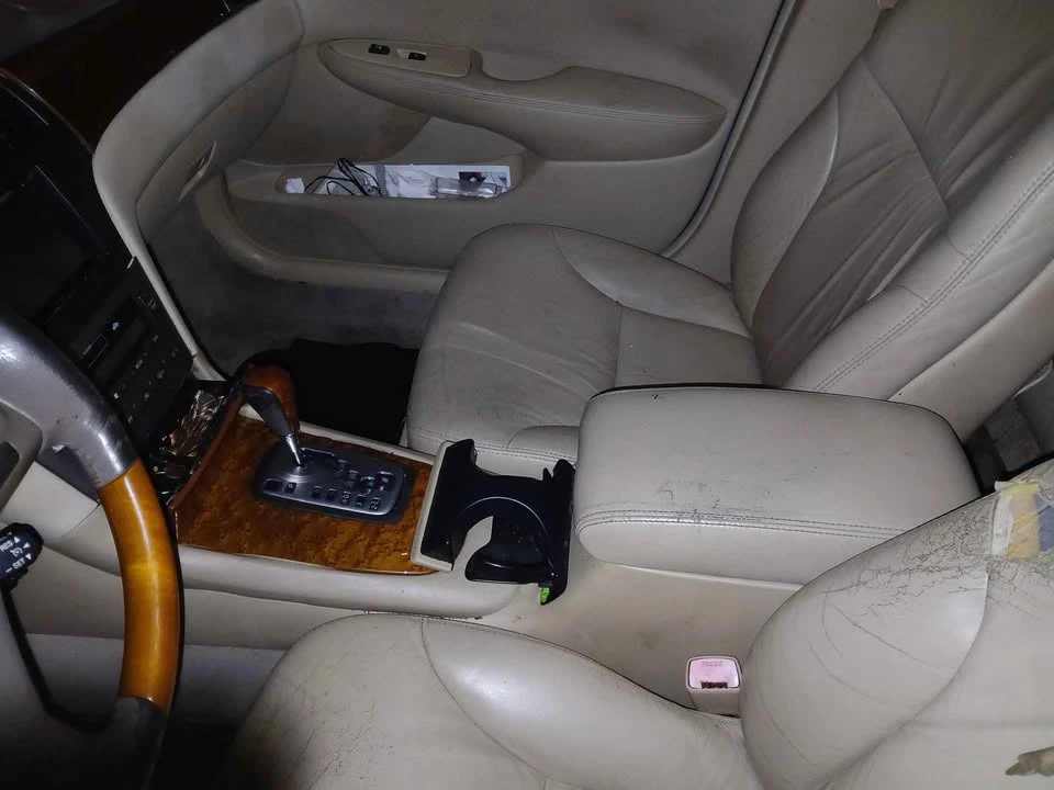 2005 Lexus ES 4th Gen - Image 6 of 6