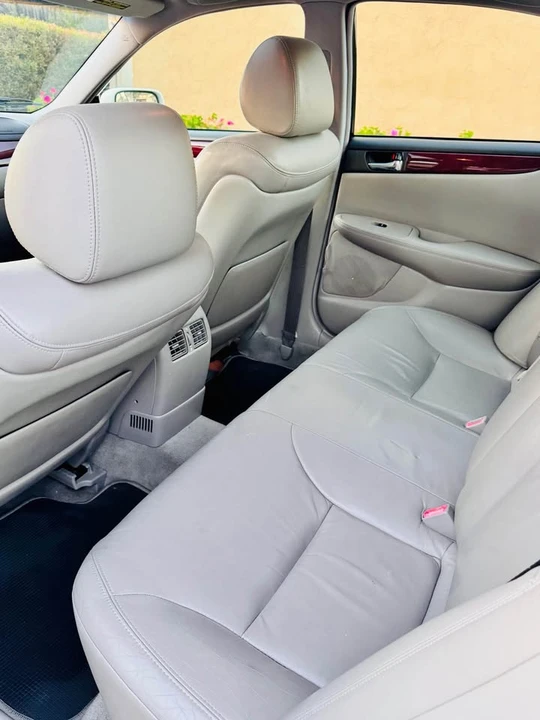 2005 Lexus ES 4th Gen - Image 7 of 11