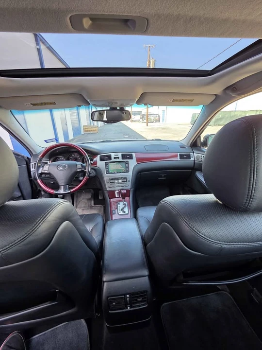 2005 Lexus ES 4th Gen - Image 15 of 19