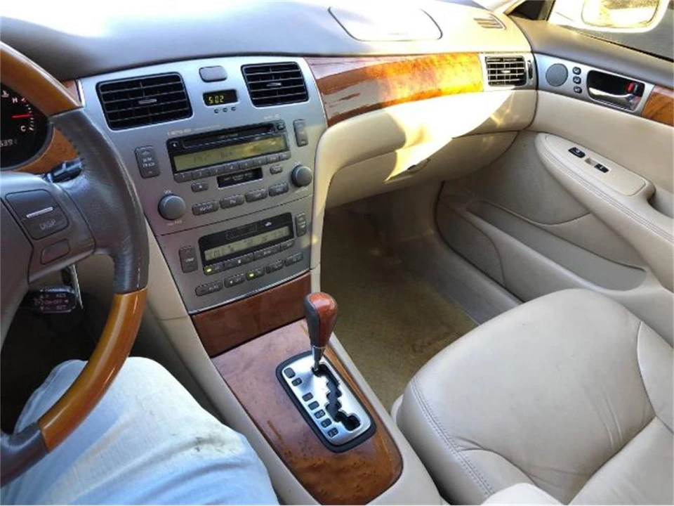 2005 Lexus ES 4th Gen - Image 6 of 23