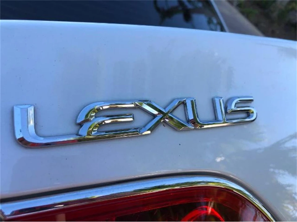 2005 Lexus ES 4th Gen - Image 20 of 23