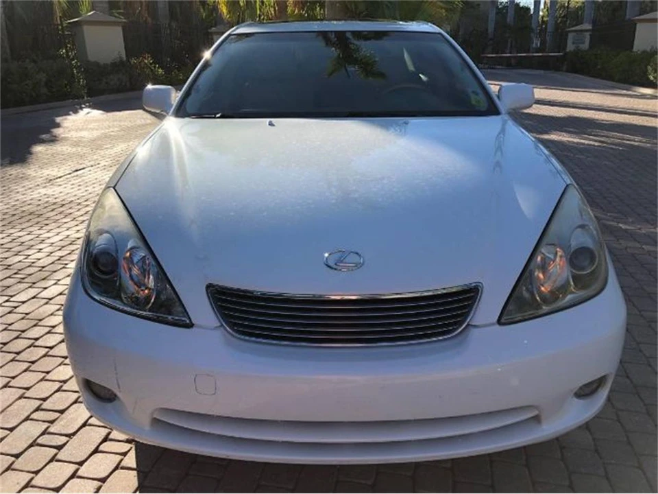 2005 Lexus ES 4th Gen - Image 15 of 23
