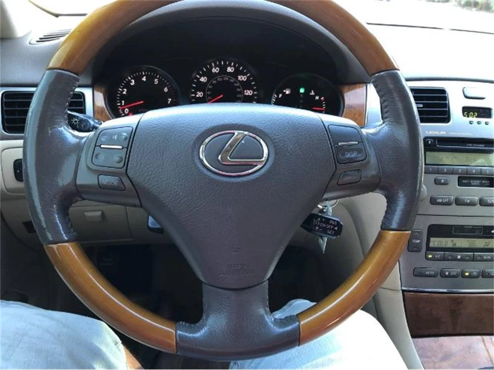 2005 Lexus ES 4th Gen - Image 19 of 23