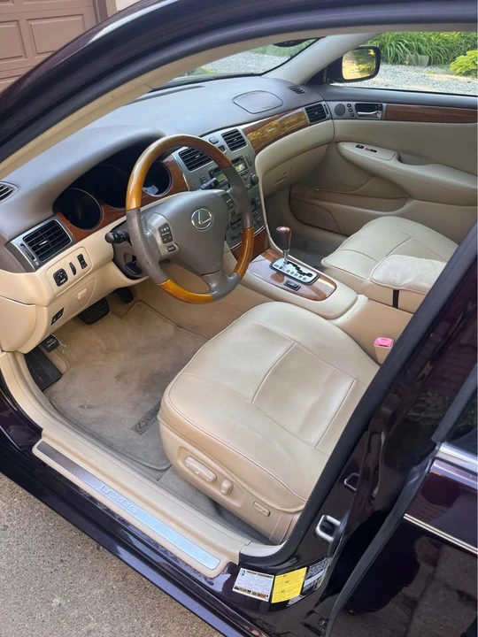 2005 Lexus ES 4th Gen - Image 5 of 11