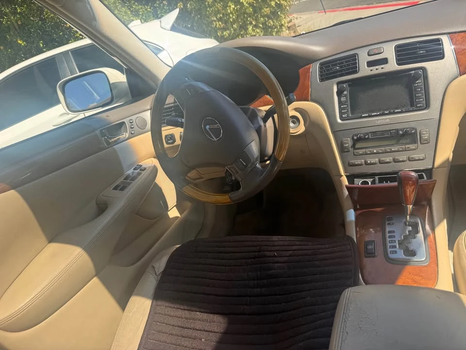 2005 Lexus ES 4th Gen - Image 5 of 7