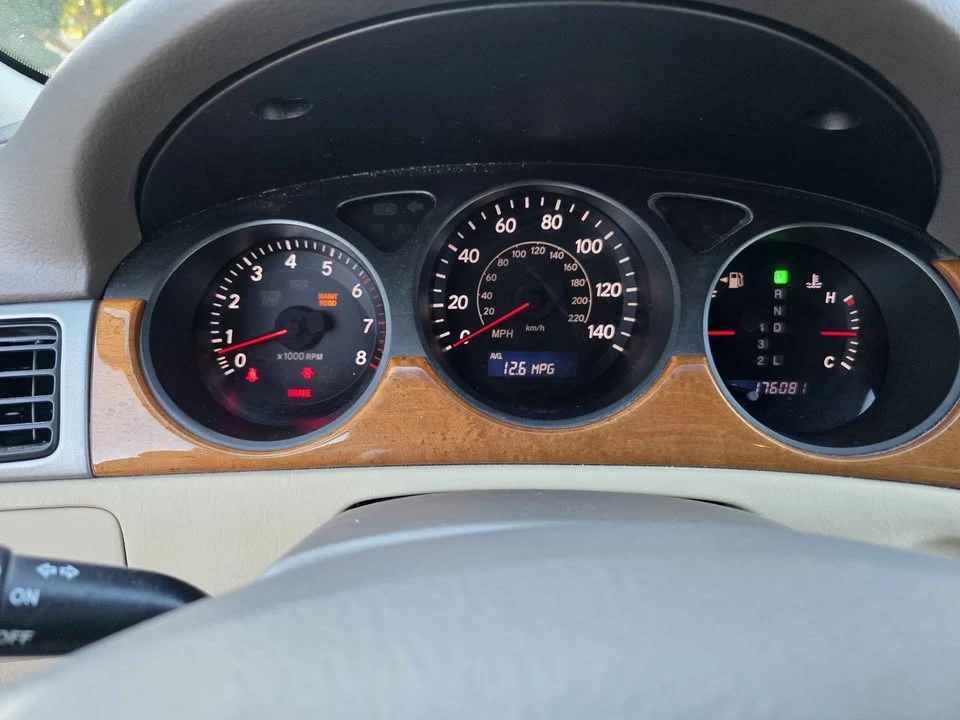 2005 Lexus ES 4th Gen - Image 6 of 9