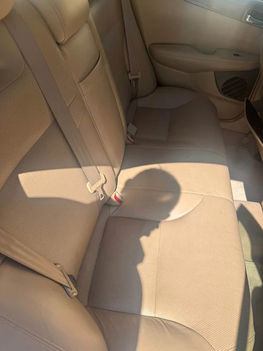 2005 Lexus ES 4th Gen - Image 4 of 7