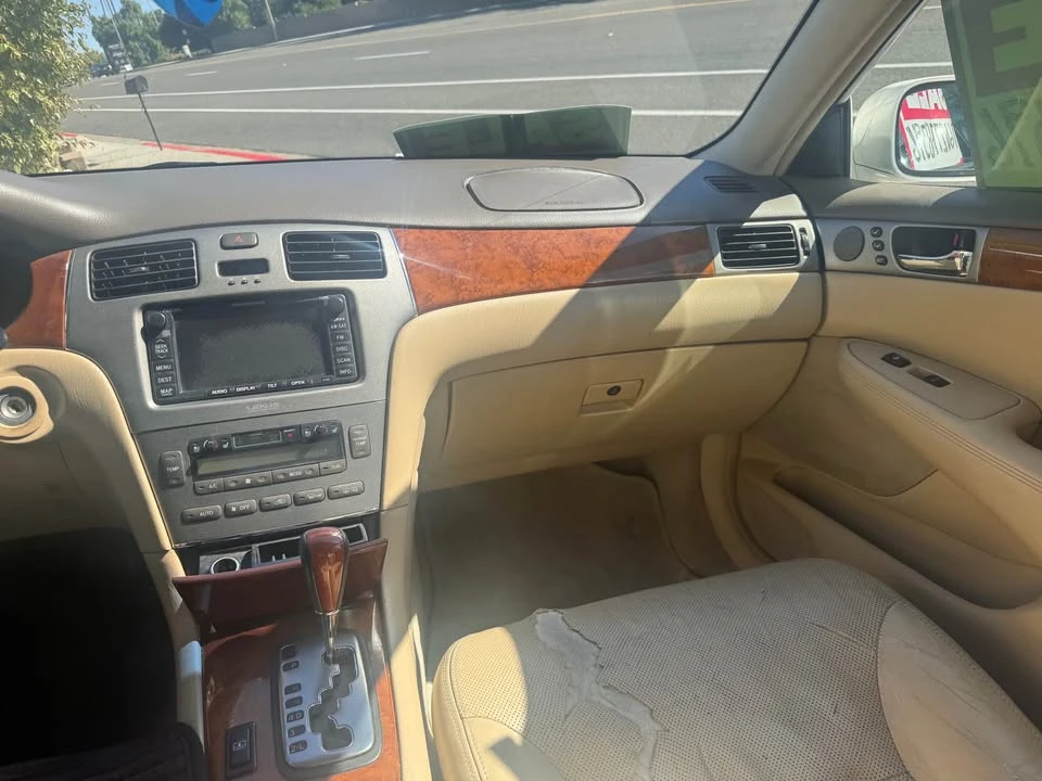 2005 Lexus ES 4th Gen - Image 7 of 7