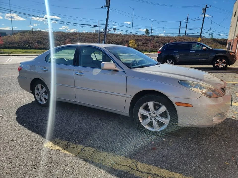 2005 Lexus ES 4th Gen - Image 3 of 3