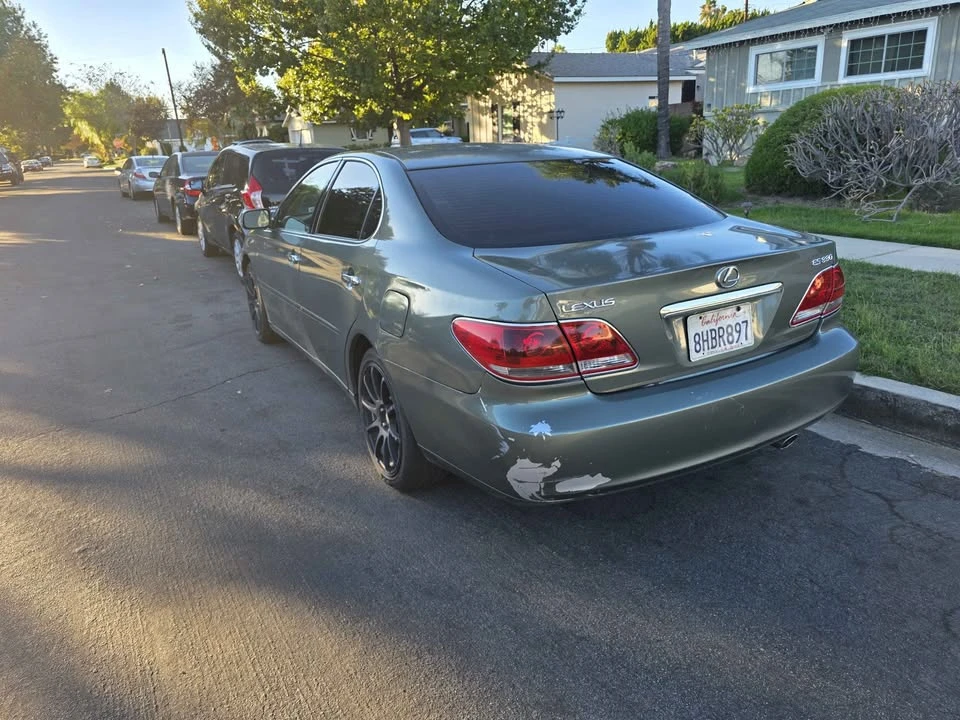 2005 Lexus ES 4th Gen - Image 5 of 9