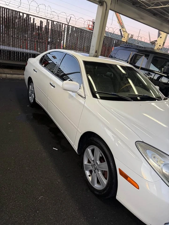 2005 Lexus ES 4th Gen - Image 6 of 6