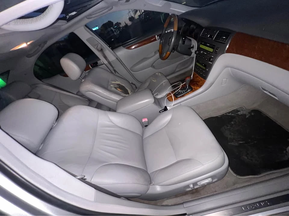 2005 Lexus ES 4th Gen - Image 6 of 9