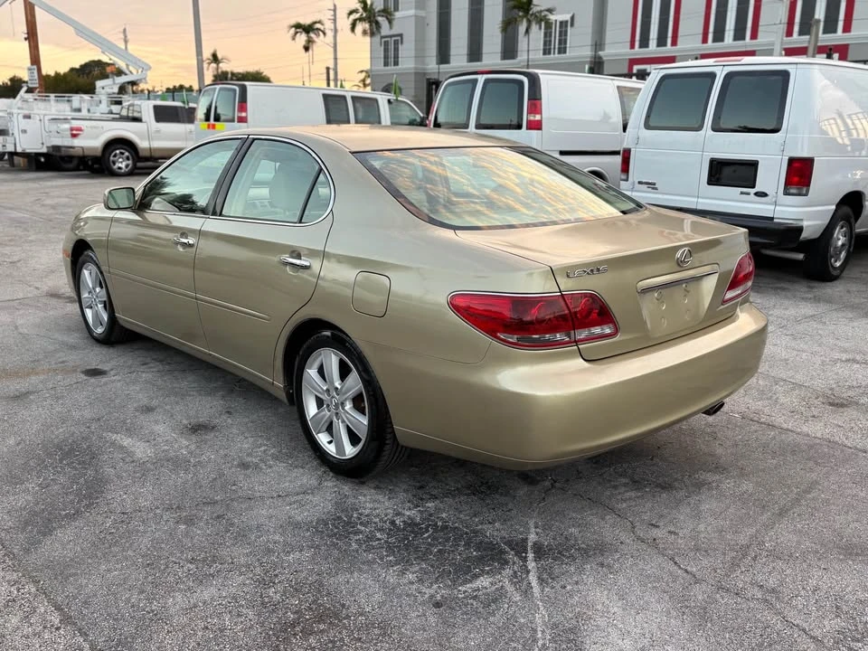 2005 Lexus ES 4th Gen - Image 6 of 20
