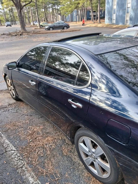 2005 Lexus ES 4th Gen - Image 2 of 2