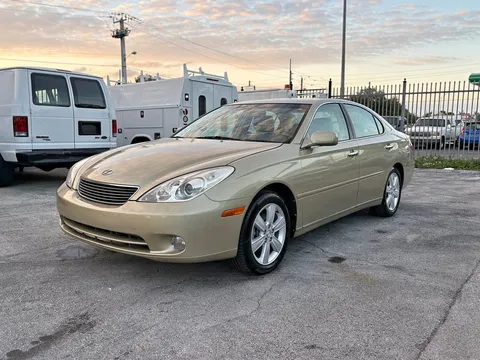 2005 Lexus ES 330 Sedan