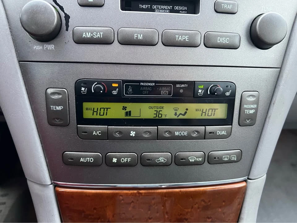 2005 Lexus ES 4th Gen - Image 14 of 16
