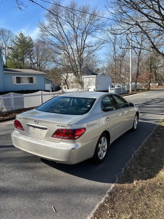 2005 Lexus ES 4th Gen - Image 4 of 10