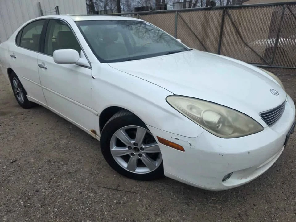 2005 Lexus ES 4th Gen - Image 8 of 15