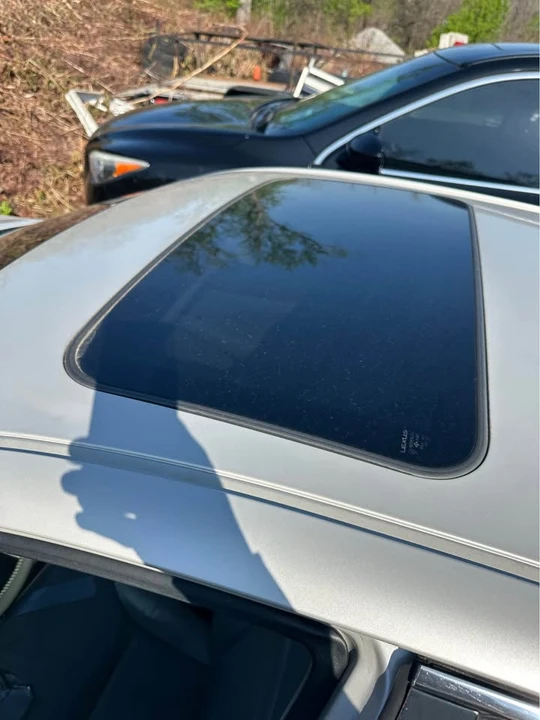 2005 Lexus ES 4th Gen - Image 3 of 6