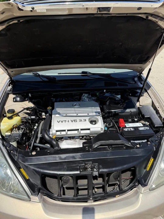 2005 Lexus ES 4th Gen - Image 8 of 8
