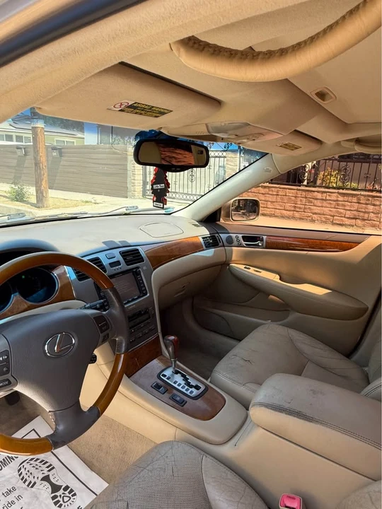2005 Lexus ES 4th Gen - Image 6 of 8