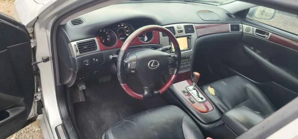 2005 Lexus ES 4th Gen - Image 8 of 16