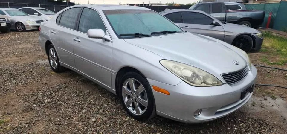 2005 Lexus ES 4th Gen - Image 3 of 16