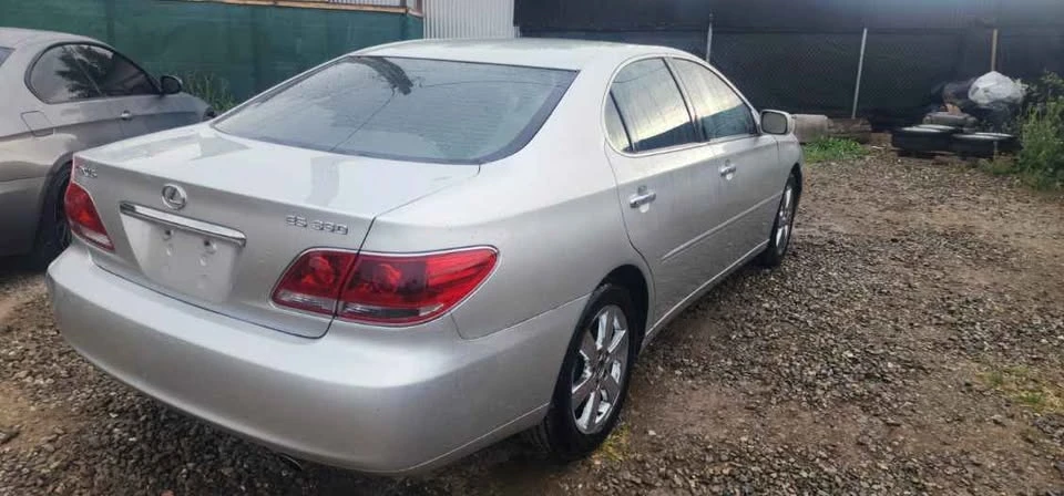 2005 Lexus ES 4th Gen - Image 4 of 16