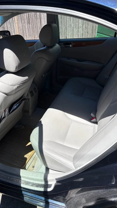 2005 Lexus ES 4th Gen - Image 4 of 12