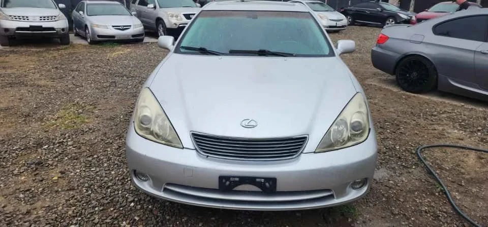 2005 Lexus ES 4th Gen - Image 10 of 16