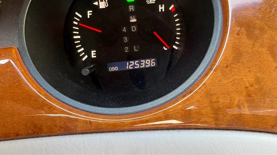 2005 Lexus ES 4th Gen - Image 10 of 12