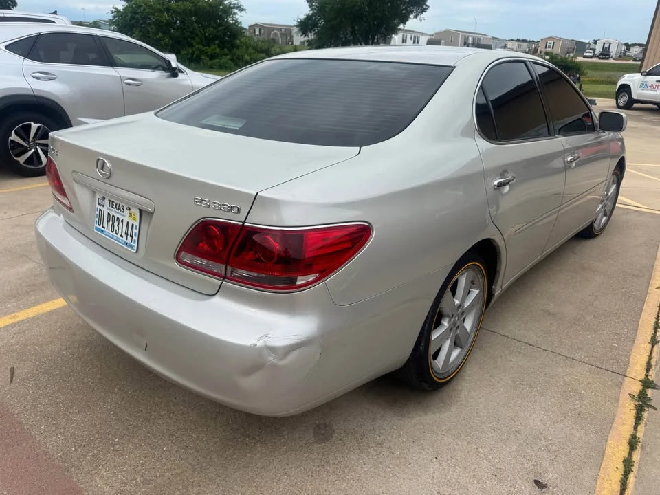 2005 Lexus ES 4th Gen - Image 4 of 14
