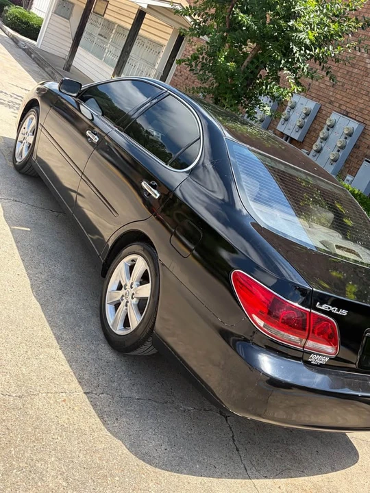 2005 Lexus ES 4th Gen - Image 3 of 5
