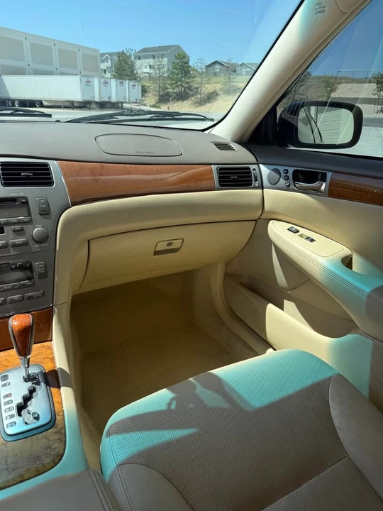 2005 Lexus ES 4th Gen - Image 17 of 18