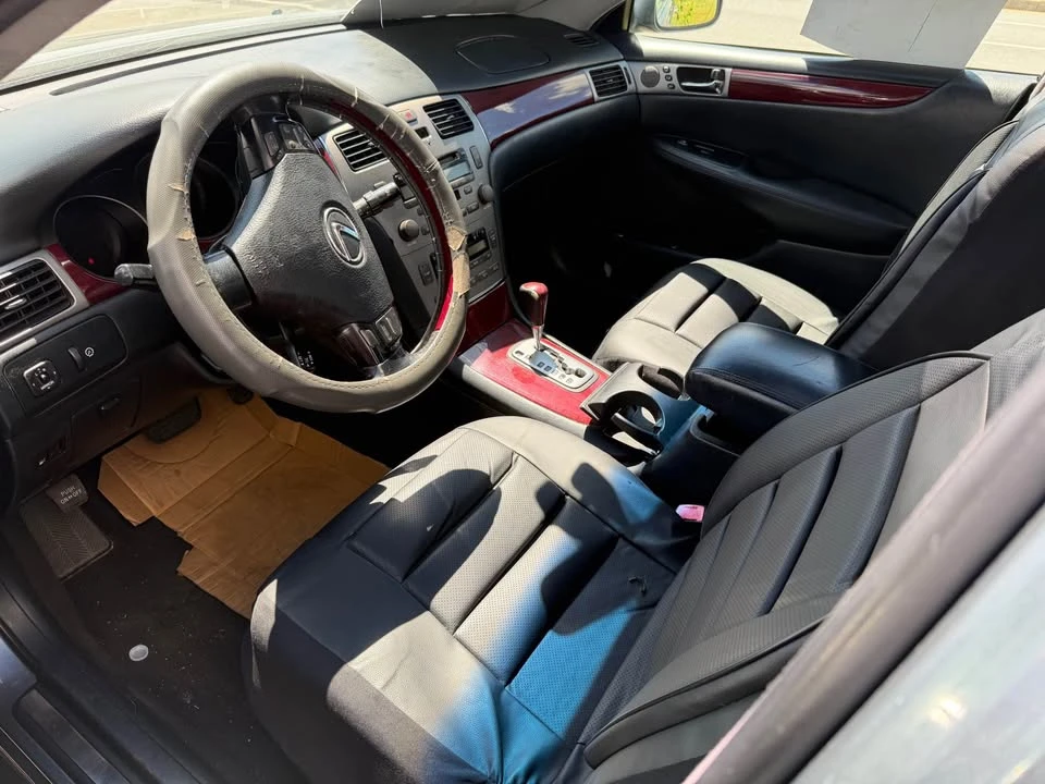 2005 Lexus ES 4th Gen - Image 8 of 9