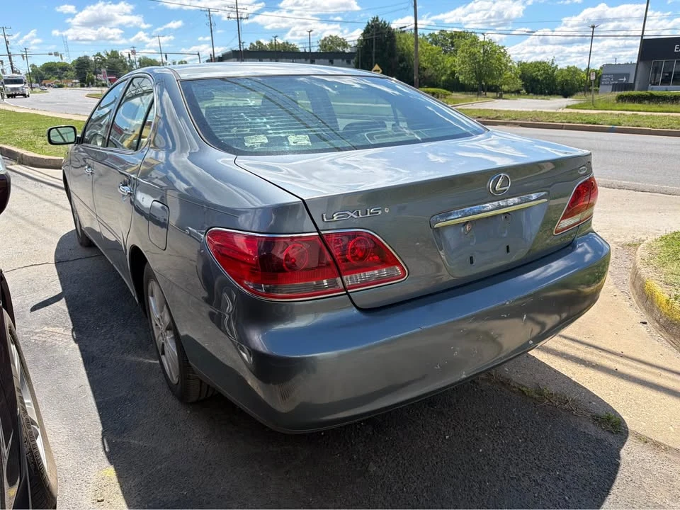2005 Lexus ES 4th Gen - Image 6 of 9