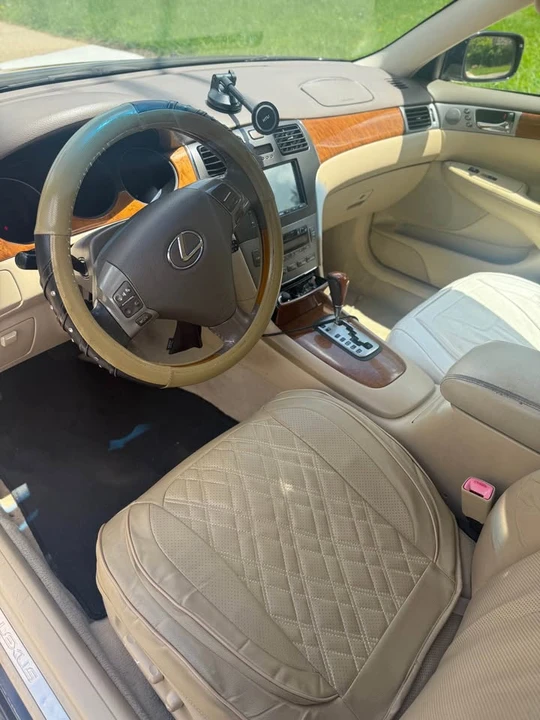 2005 Lexus ES 4th Gen - Image 5 of 8