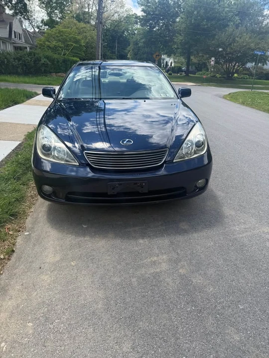 2005 Lexus ES 4th Gen - Image 2 of 8