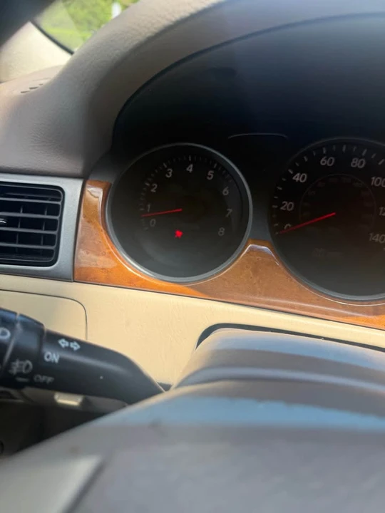 2005 Lexus ES 4th Gen - Image 8 of 8