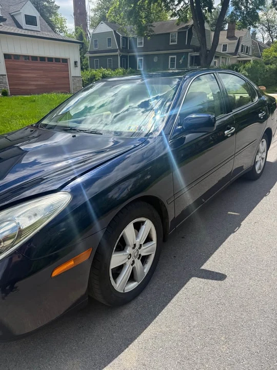2005 Lexus ES 4th Gen - Image 3 of 8