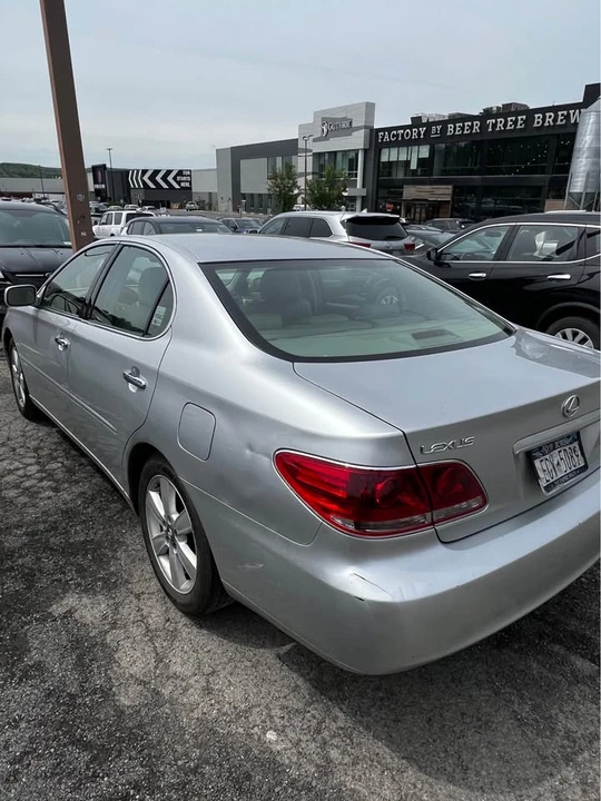 2005 Lexus ES 4th Gen - Image 2 of 7