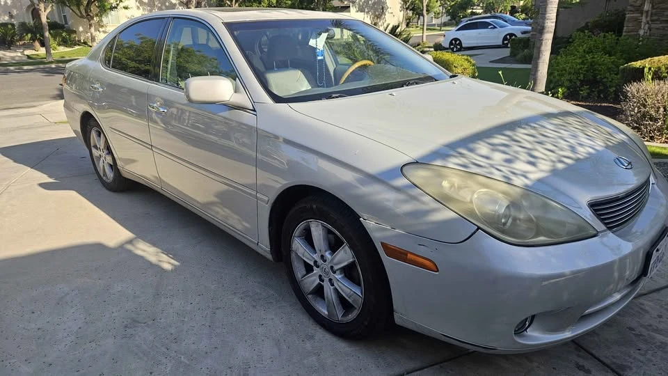 2005 Lexus ES 4th Gen - Image 2 of 5