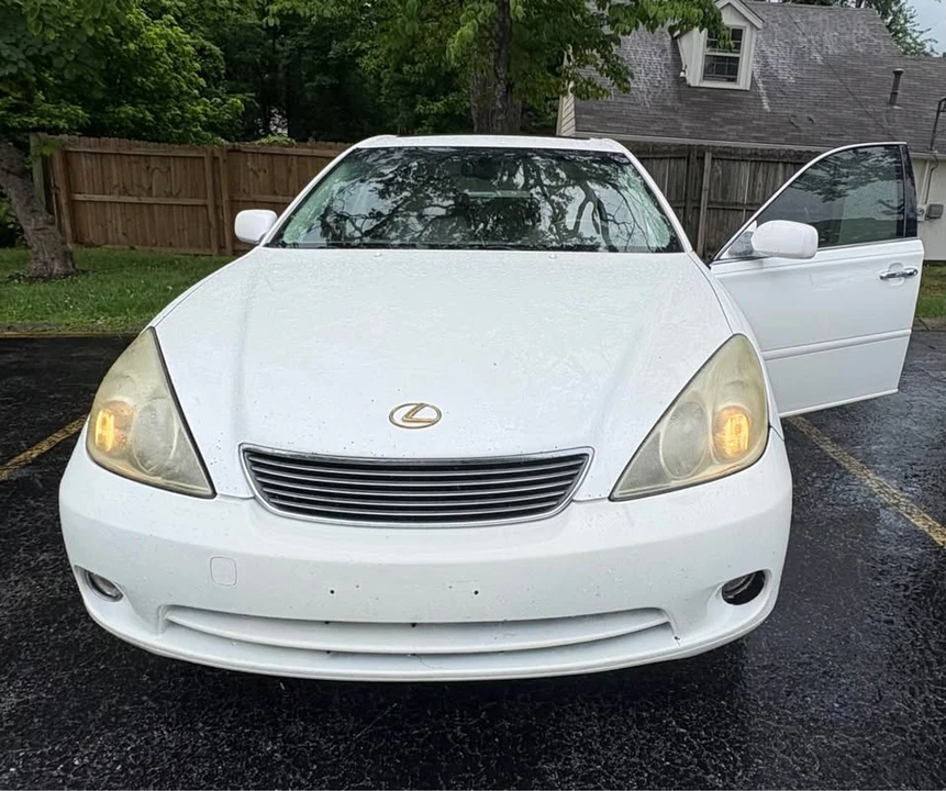 2005 Lexus ES 4th Gen - Image 12 of 13