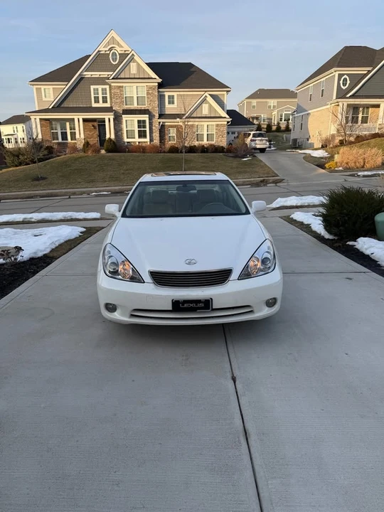 2005 Lexus ES 4th Gen - Image 5 of 8